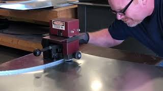 Power Edgers form the male right angle flange on a curve