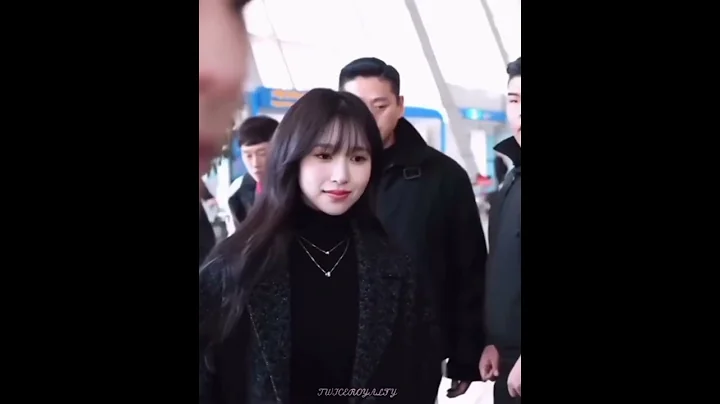 Mina's Airport Walk, She Literally Lights Up A Room❤️🐧#MINA #TWICE #MYOUIMINA #Minafashion