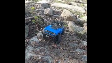 2040 RC - Axial SCX10 II Deadbolt first run!!! 😆 #shorts #axial #scx10 #scaler #crawler #rcfun