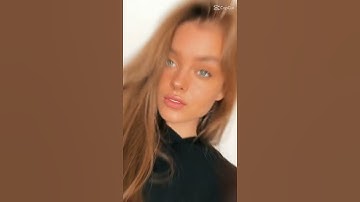 Thumbnail of Anna Zak