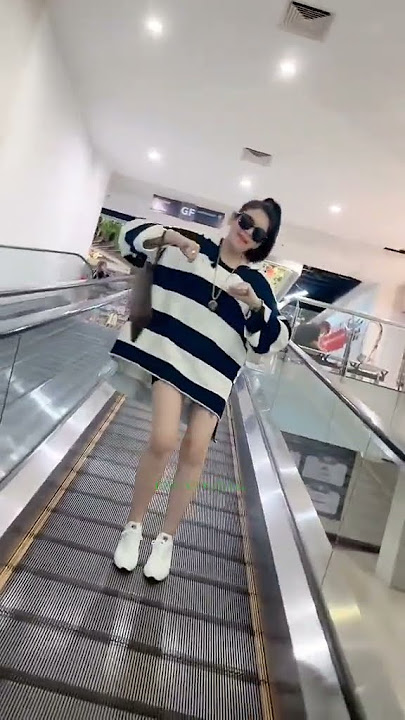 Jika Hati Sudah Tak Cinta #adella #dcmusic#agengmusic#difarinaindra#trending #shortvideo#fypシ#shorts