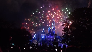 End your day magically with a classic fireworks show!
"remember...dreams come true" spectacular is back at disneyland park
even more breathtak...