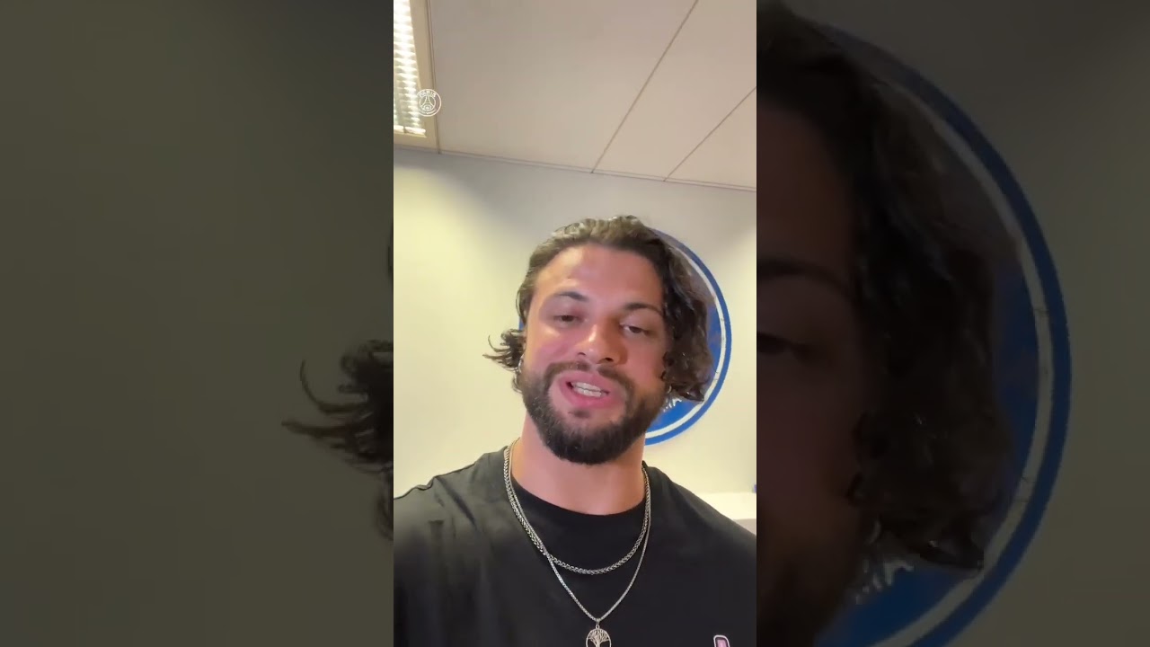 🤳 Elohim Prandi prolonge avec le @PSGHANDBALL ✍️ #prandi #handball