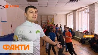 В Черкассах уроки физкультуры проводят в коридорах и библиотеке В Черкассах уроки физкультуры проводят в коридорах и библиотеке