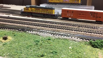 Kato n scale sd40-2 with soundtraxx econami