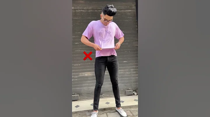 Worst T-shirt tuck in hack#tshirt #tuckin #fashionhacks #styletips #stylehacks #dailyshorts #styling