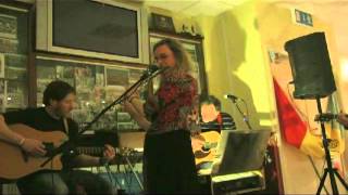 Video thumbnail of "Tennessee waltz on flute"