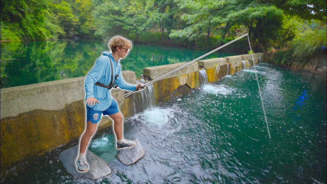 Fishing HIDDEN URBAN Waters For BIG Fish! - (Bank Fishing)