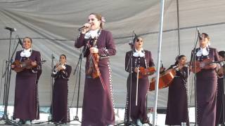 En vivo La Bamba con Mariachi Femenil Nuevo Tecalitlán , baila y canta con nosotras