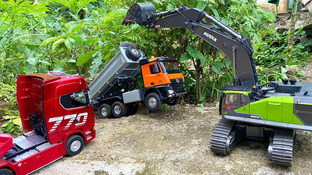 День #44. Грузовик Scania 770S Huina 1501, самосвал Huina 1598, экскаватор Huina 1593.