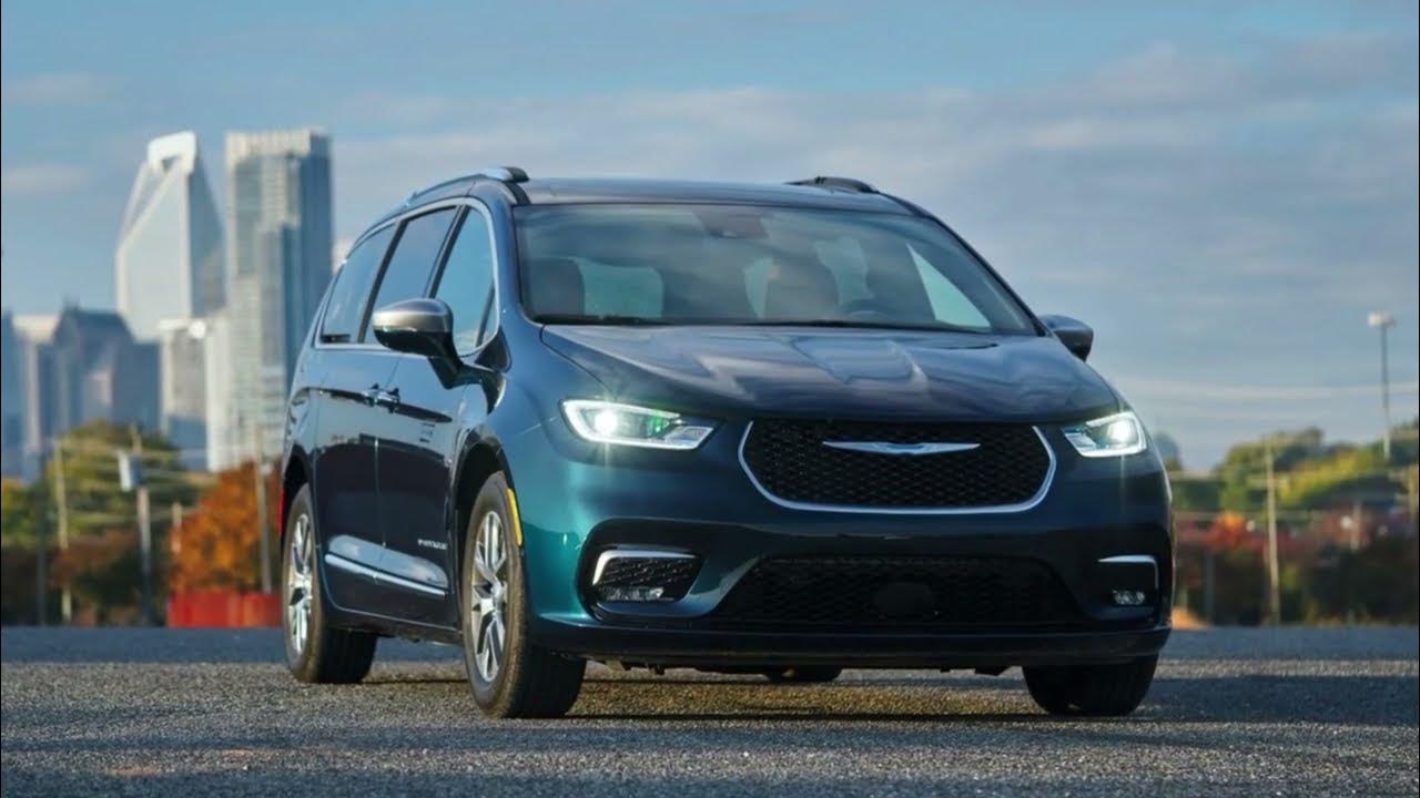 2024 Chrysler Pacifica Hybrid 2024 Chrysler Pacifica SRT Hellcat