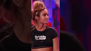 Video thumbnail of "Smooth Pick Up Lines at the Wild n Out Show 😍😍 || Best Pick Up Line for girls #pickuplines #funny"