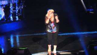 Kelly Clarkson- Invincible (Radio City Music Hall) 7/17/15