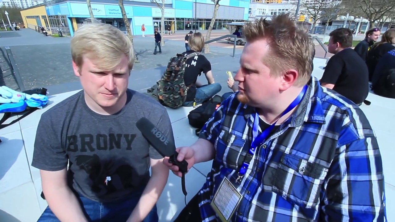 rainbow dash hair Brony Fair 2015 Report - Day One (incl. interview with ACRaceBest)