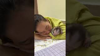 adorable mom & baby ;inda sleeping