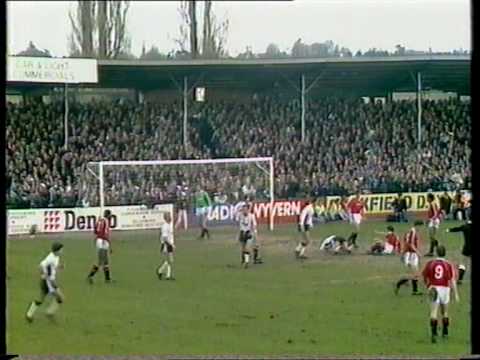 Hereford utd v man united 1990 fa cup 4th round - YouTube