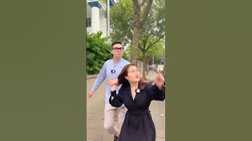 Bạn thấy gì trên đường, tôi sẽ dịch cái đó | Ms Hoa Giao Tiếp