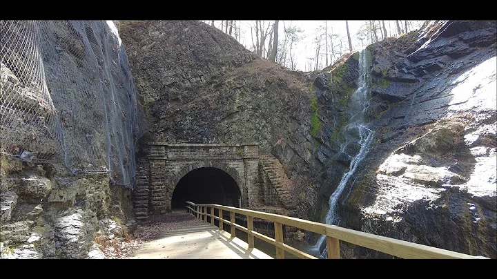 Exploring Abandoned Paw Paw Tunnel - C&O Canal - Paw Paw, WV - Bats! Waterfalls! Overlooks!