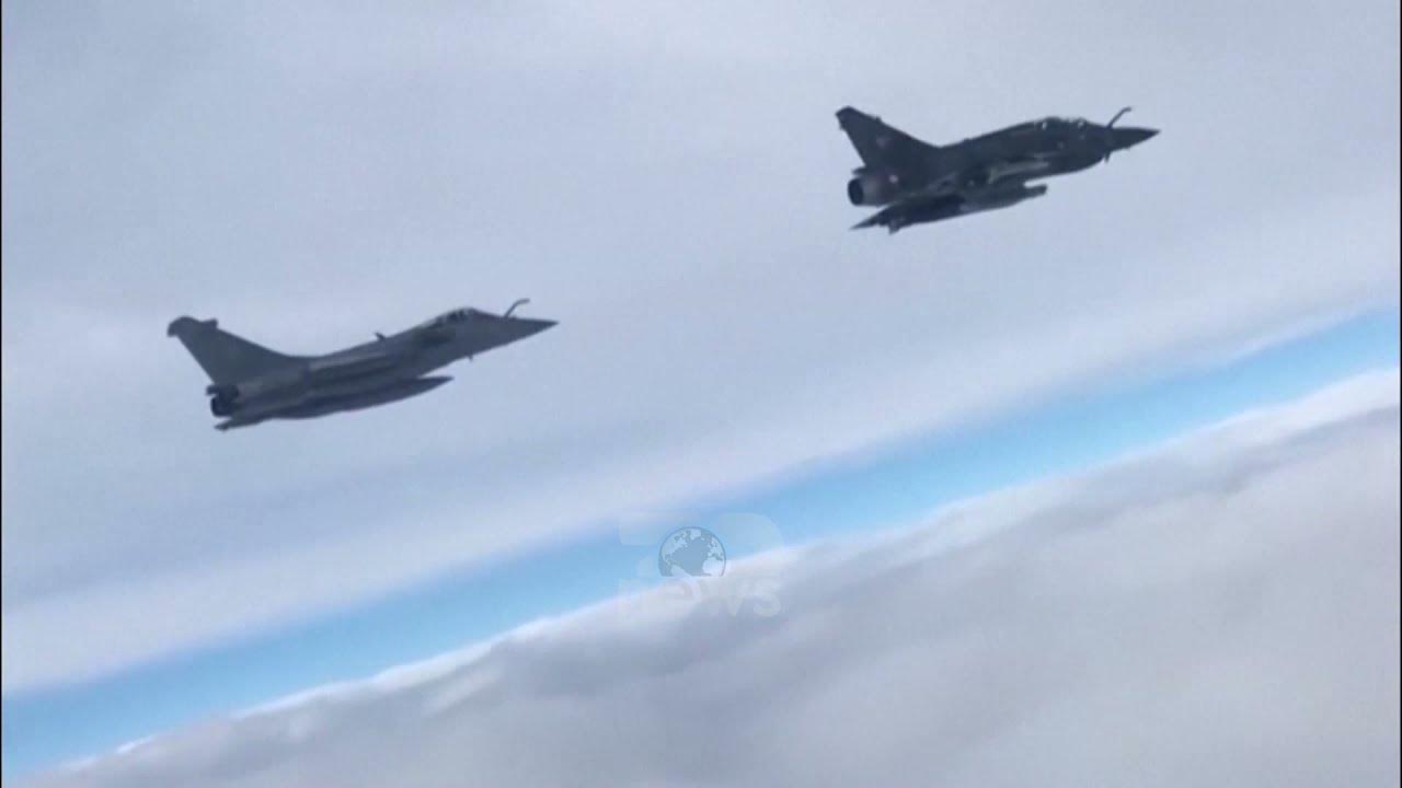 су-57 реактивный самолёт. ту95 ввс сша. американский самолет пролетел над россией. российский самолет разведчик. российский истребитель сопроводил.