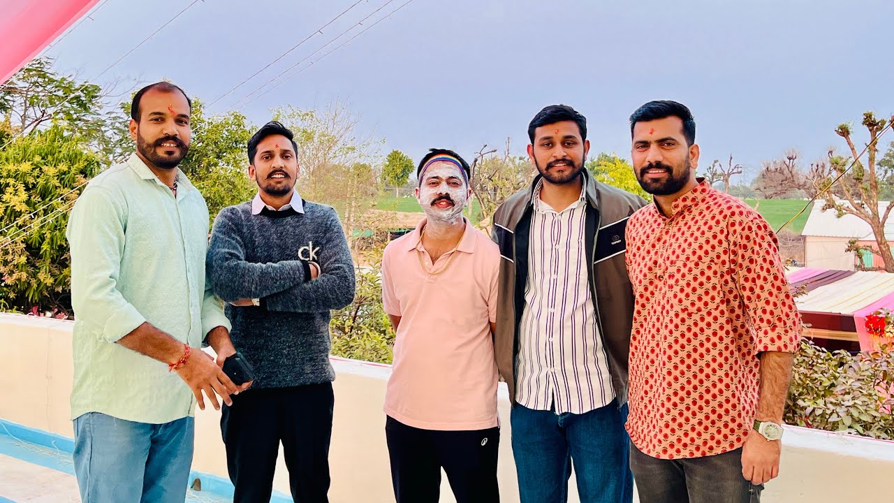 Ajay banna k face 🧑pe ye kya laga diya shadi vale din 😂