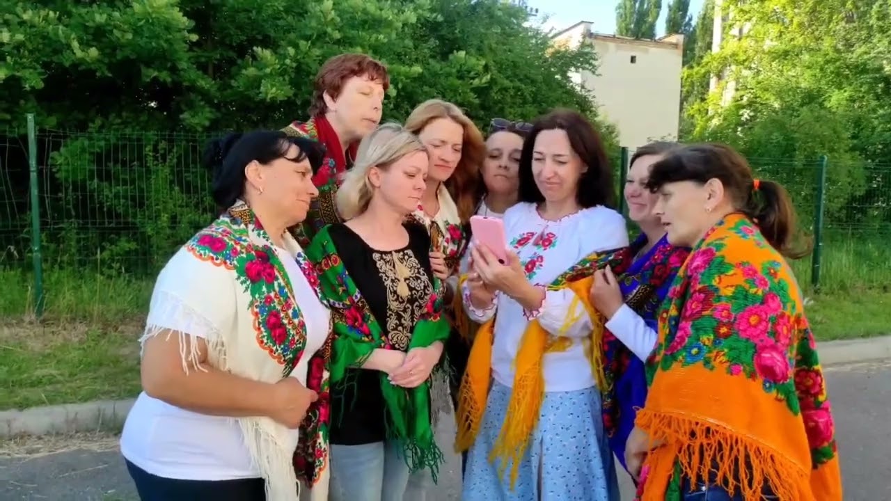 Відео-привітання випускників 2024 від батьків