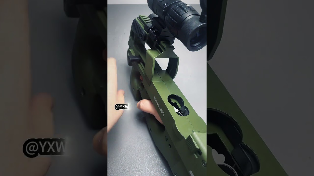 White P90 +smoke silencer.Who needs it as a Christmas gift？