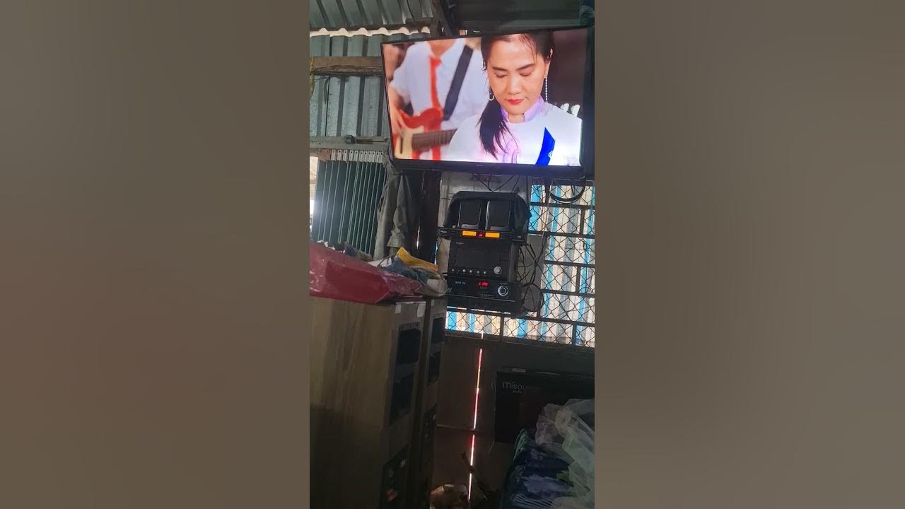 karaoke ra gieng a cuoi em YouTube