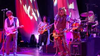 Jeff Beck and Johnny Depp - What&#39;s Going On - Live York 2022 [4K]