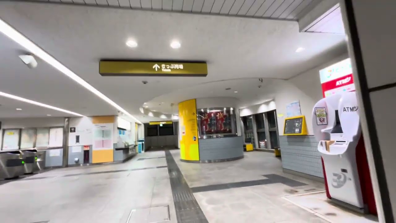 多摩モノレール　万願寺駅　エスカレーター