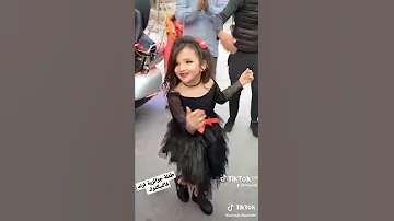 طفلة جزائرية ترقص روعة Tiktok Tiktokvideo Dance 