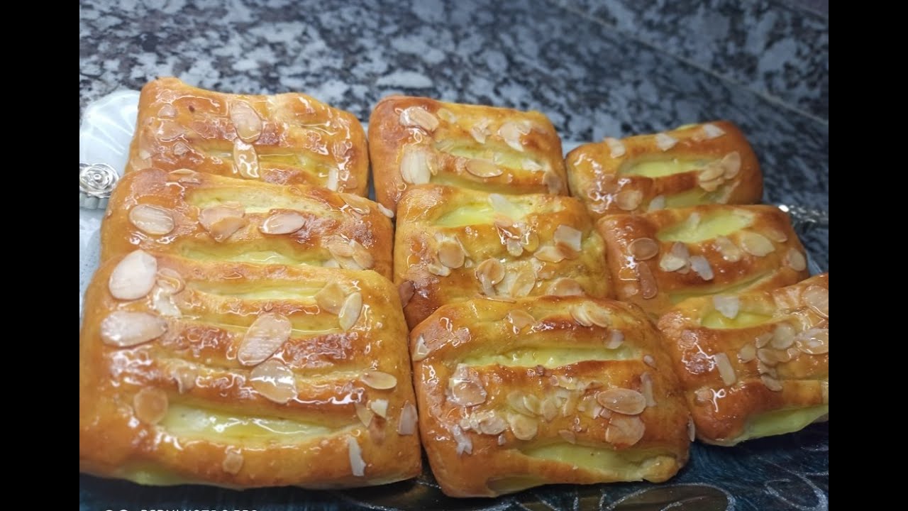 فطائر بالكريم باتسيير ببيضة واحدة فقط سهل سريع و لدييد