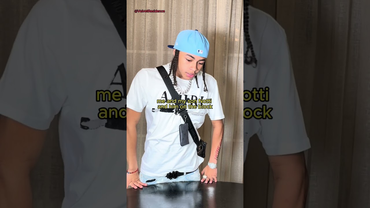 YouTube पर DD Osama reminisces on favorite memory with Sugarhill Ddot & Notti देखें YouTube पर DD Osama reminisces on favorite memory with Sugarhill Ddot & Notti देखें