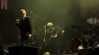The Jesus and Mary Chain-Venal Joy-live in Manchester