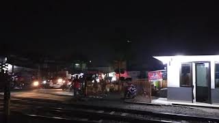 Perlintasan Kereta Api jln Arjuna dekat stasiun ciroyom