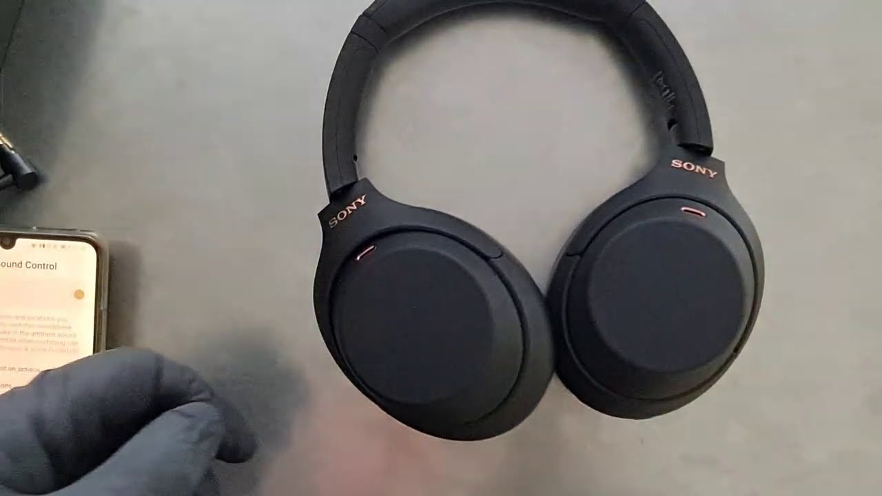Sony WH-1000XM4 headphone unboxing and hands on - YouTube