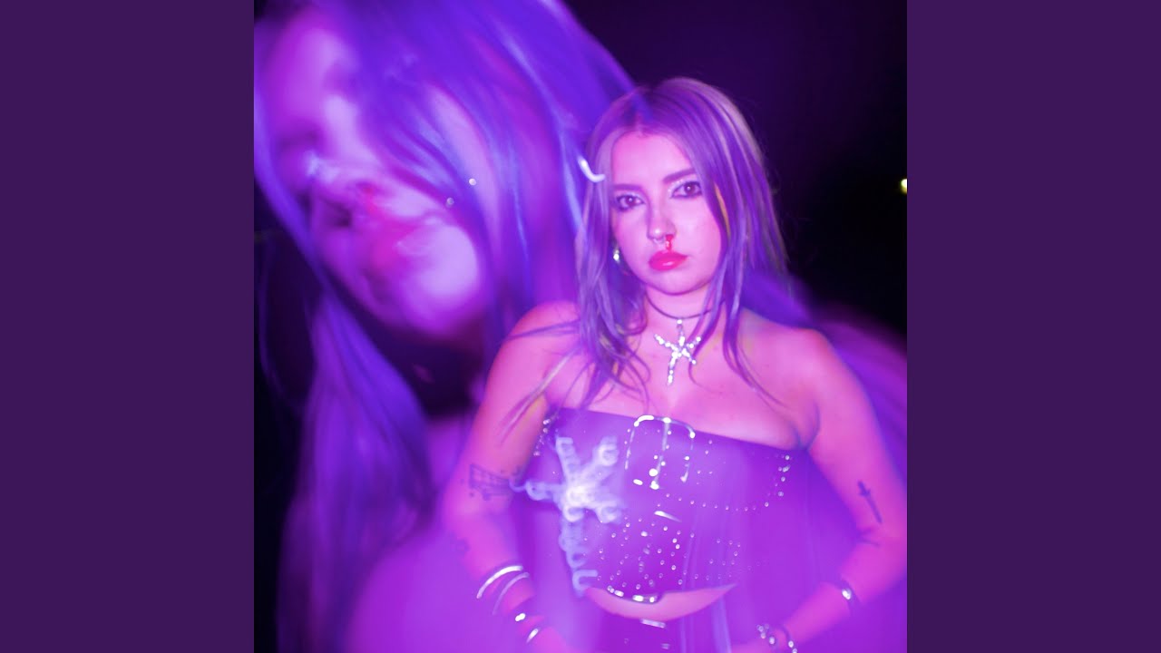 Guarda nosebleed su YouTube Guarda nosebleed su YouTube