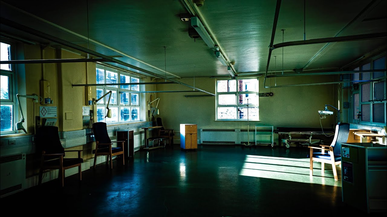 Exploring Birmingham City Hospital | Forgotten Tunnels, Wards & Maternity Wing