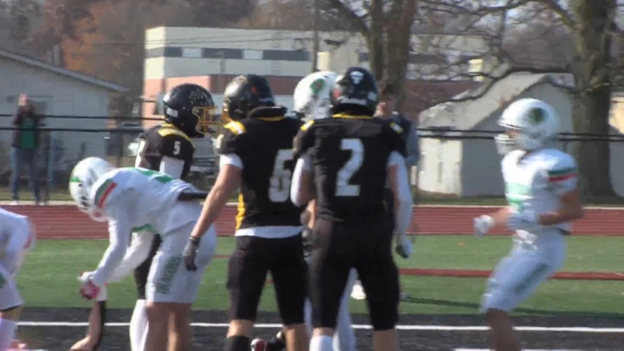 Mid-Buchanan football's season ends in Class 2 State Quarterfinal defeat to Monroe City