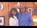 Awesome Dwight Yoakam Interview From 1999