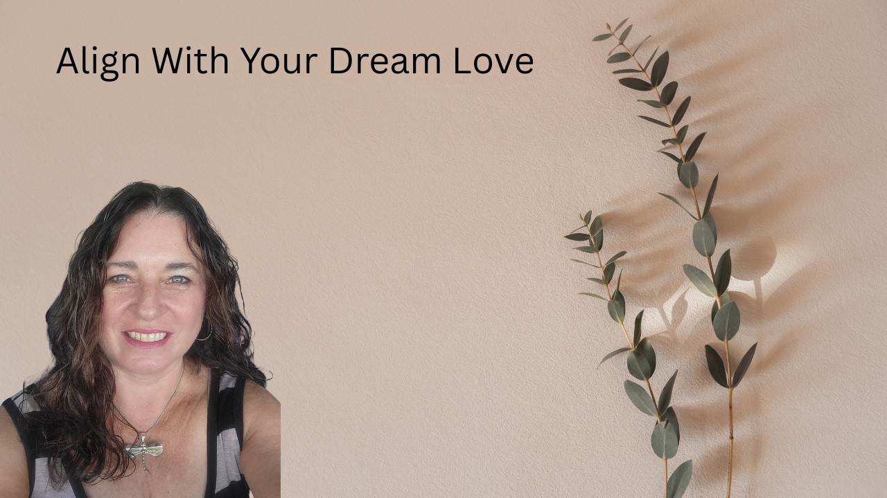 Manifest Your Dream Relationship ✨ Law of Attraction Card Reading 