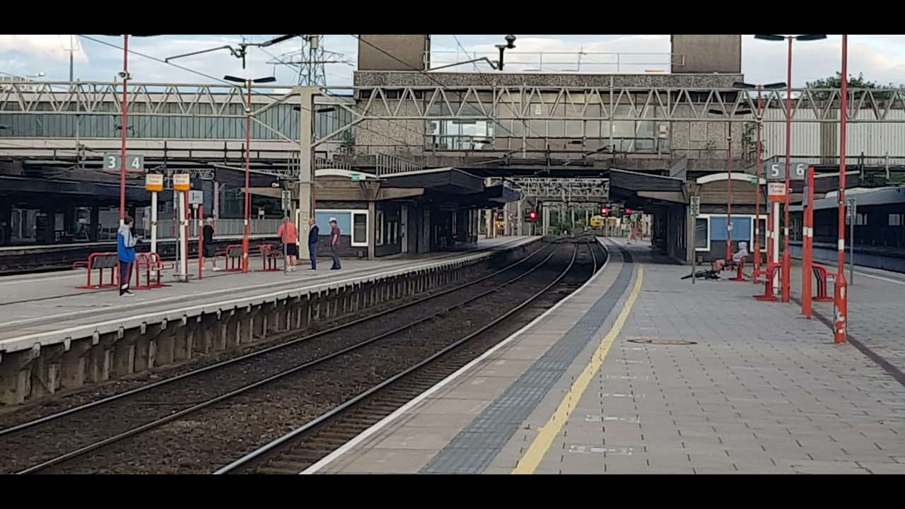 0Z90 - DB90's - Christine out on test from Wembley to Crewe IEMD. DBC 90037