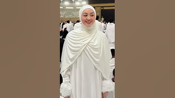 ردة فعلها على القرآن الكريم 😭🫀 #chorts #ردة_فعل #قرآن #راحة_نفسية #تلاوة_خاشعة #مسلم #viral#quran