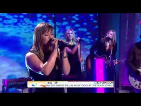 Download Kelly Clarkson   Mr  Know It All Live Today Show 25 10 2011 HD