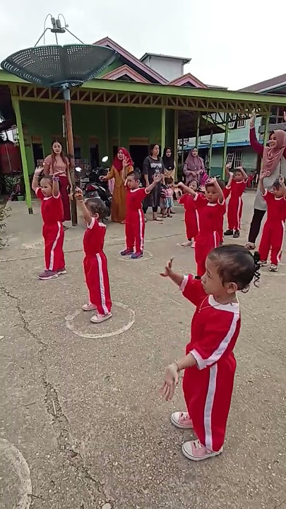 ice breaking, senam tangan keatas menggapai bintang 🤍