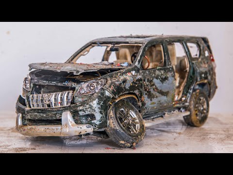 Video: The Log Was Turned Into A Highly Detailed Replica Of The Land Cruiser Prado