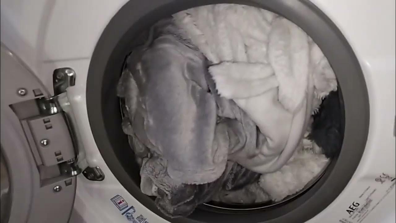 Overloaded washing machine's door failing to close YouTube