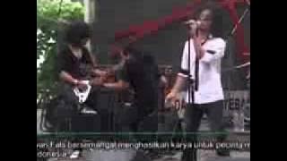 Iwan Fals 'Tergila-Gila' Dengan Blackout - CumiCumi.com