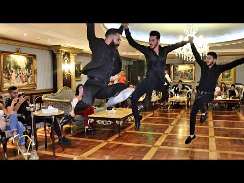 هذا الرجل يرتفع عن الأرض ثلاثة (3) أمتار بالدبكة 😱 لن ترى مثله في حياتك !! لا يصدق Crazy Height