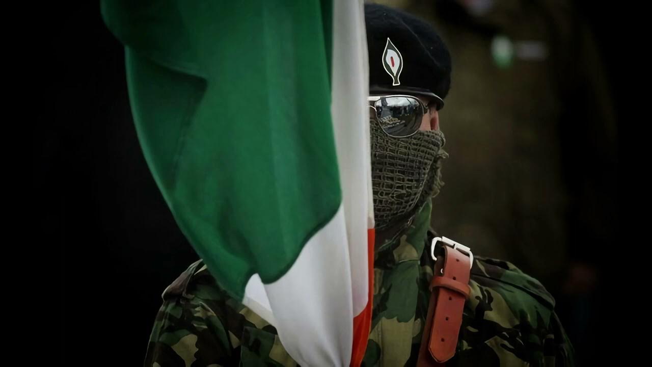 Ira tigritsa. Ira ирландская Республиканская армия. Ирландский боец Ира. Ирландская армия Ира. Ирландские сепаратисты Ира.