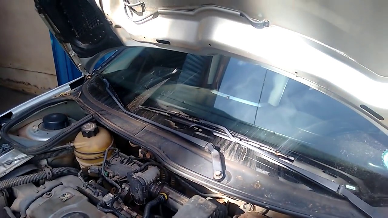 Desentupindo o esguicho do parabrisas, lavador não sai água... linha 206/207 c3 c4 outros carros...